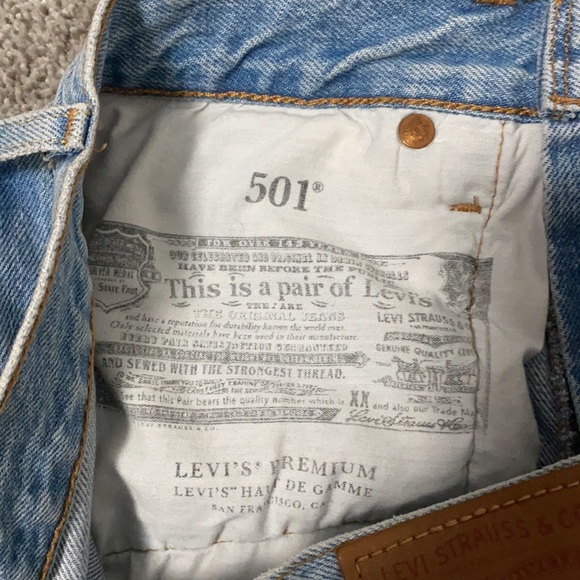 New Levi 501 shorts! - Picture 2 of 3